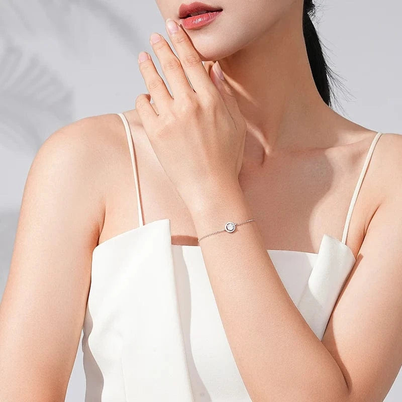 Wee Luxury Silver Bracelets 1Ct Round Sparkling CZ Bracelet in Sterling Silver