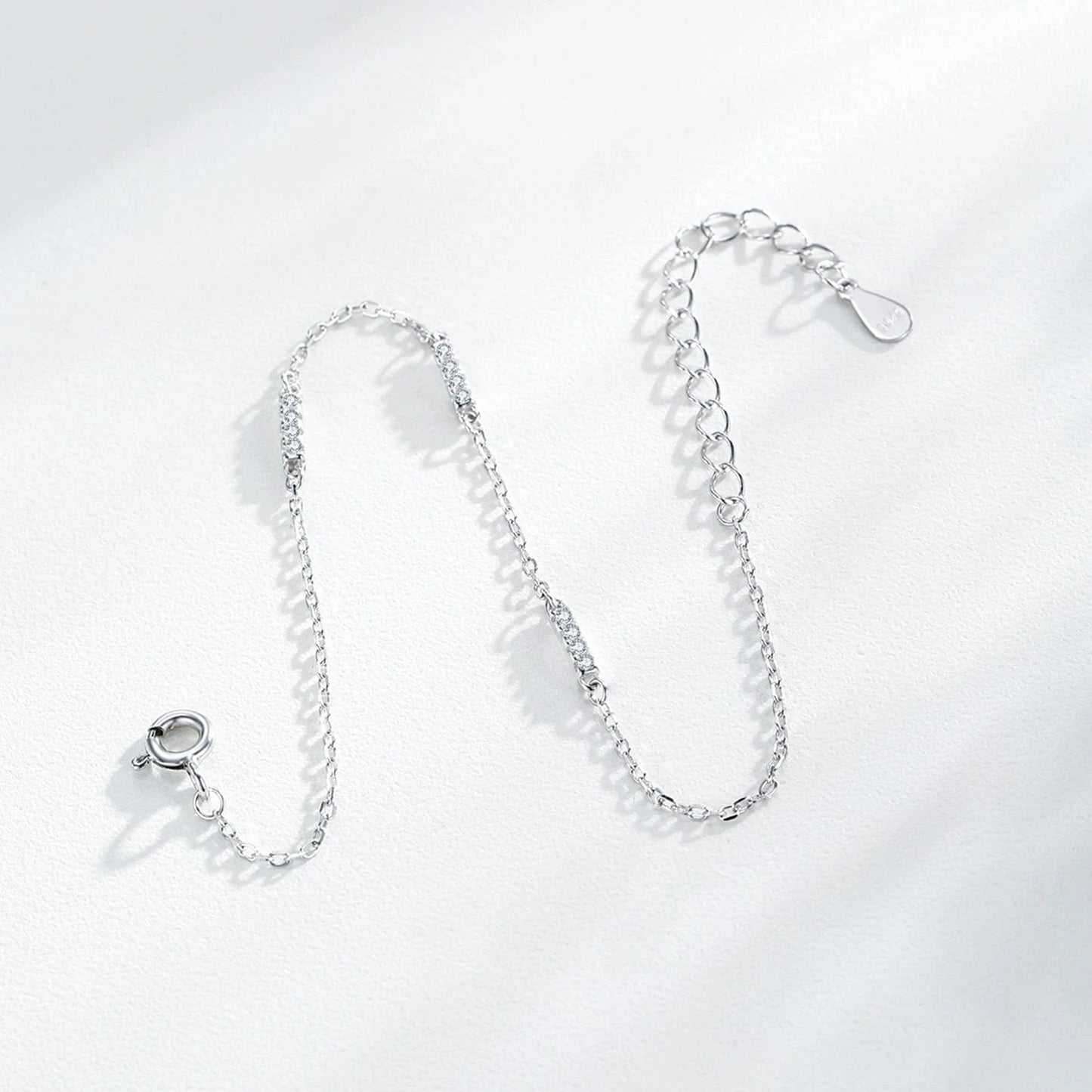 Wee Luxury Silver Bracelets Elegant Zircon Bracelet in 925 Sterling Silver Chain