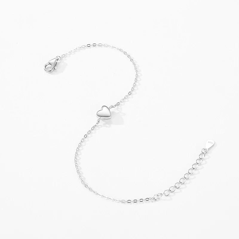 Wee Luxury Silver Bracelets Minimalist Heart Bracelet in 925 Sterling Silver