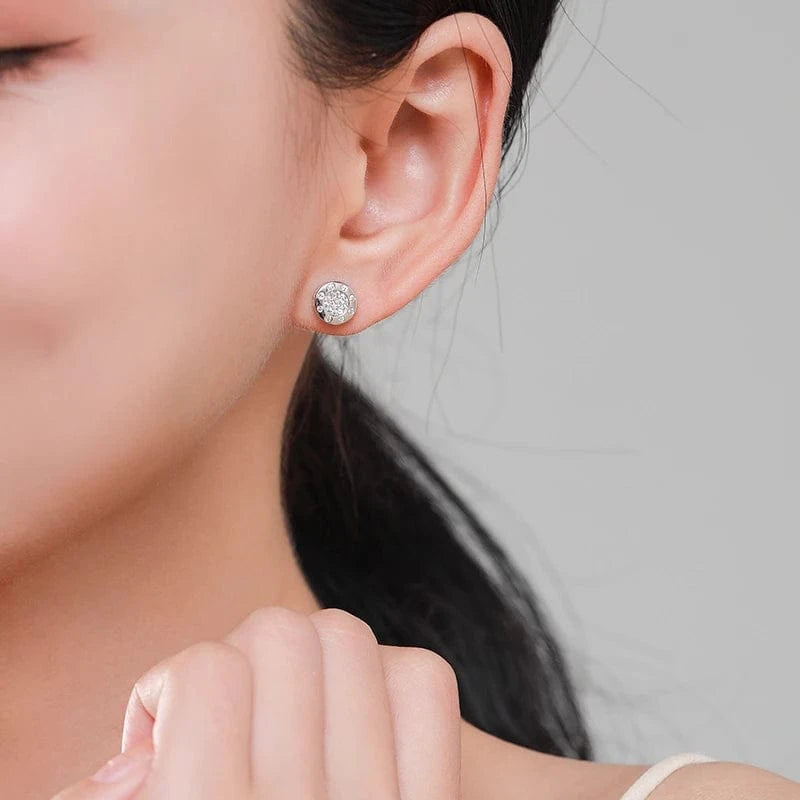 Wee Luxury Silver Earrings Clear Zircon Round Earrings in 925 Sterling Silver