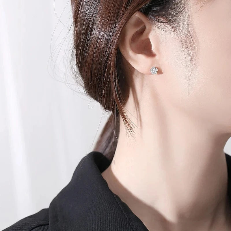 Wee Luxury Silver Earrings Flower Zircon Earrings in Sterling Silver Pin