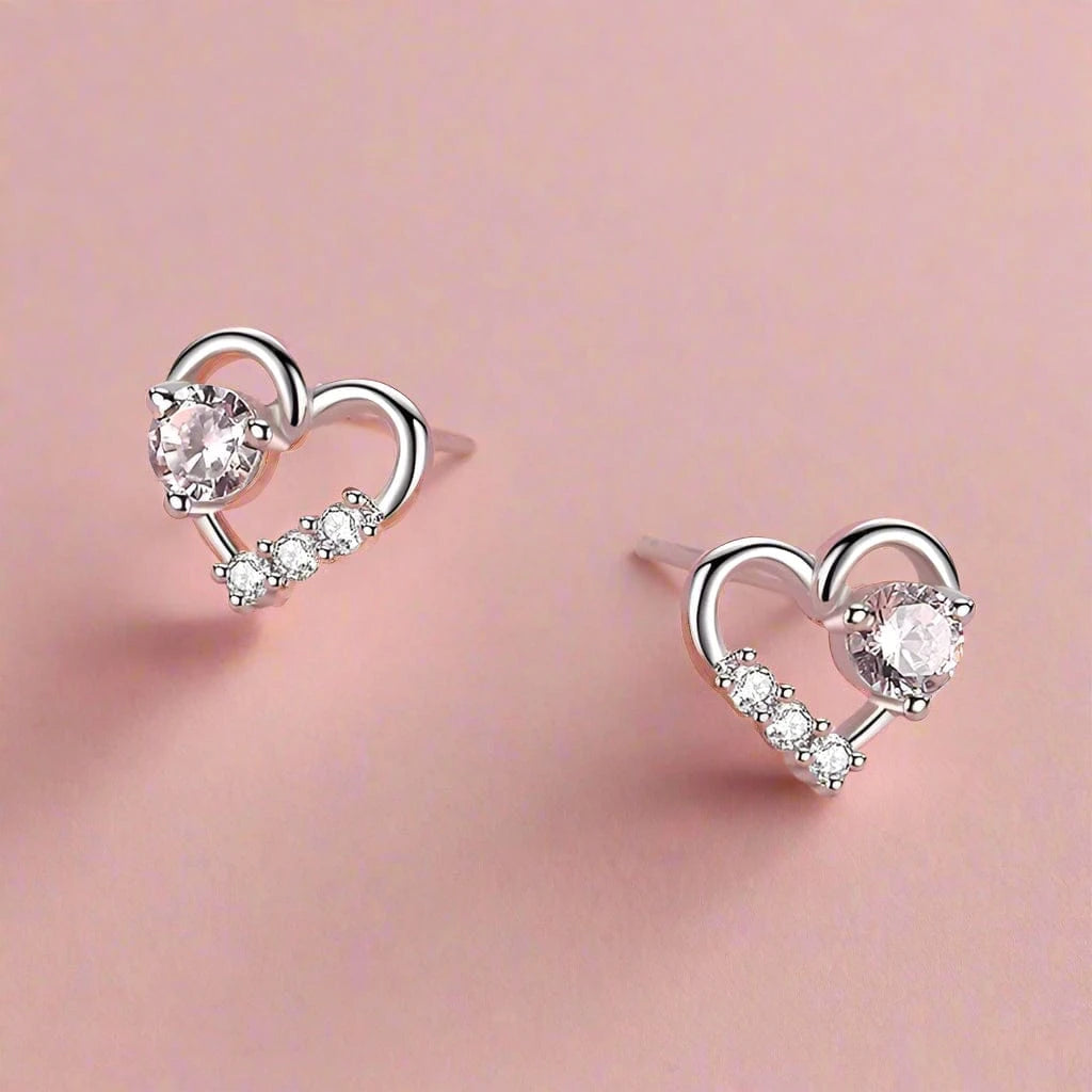 Wee Luxury Silver Earrings Heart Cubic Zirconia Earrings in 925 Silver