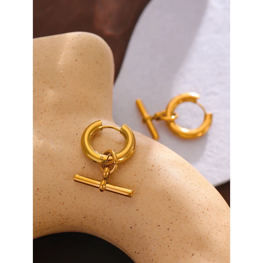 Wee Luxury Women Earrings YH554A Gold Statement Metal Golden Geometric Huggie Earrings