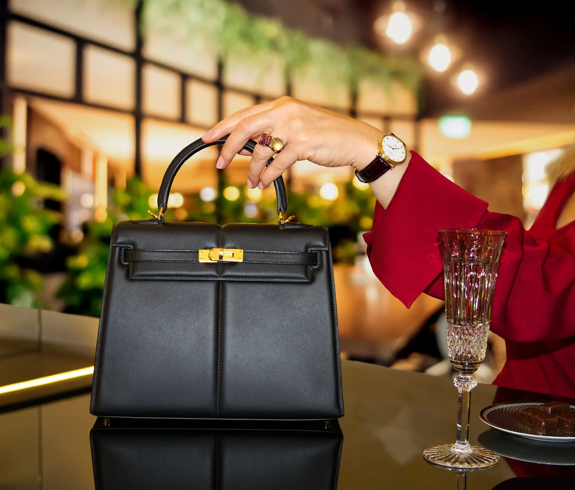 Luxushandtaschen bei WEE LUXURY im Prüfprozess