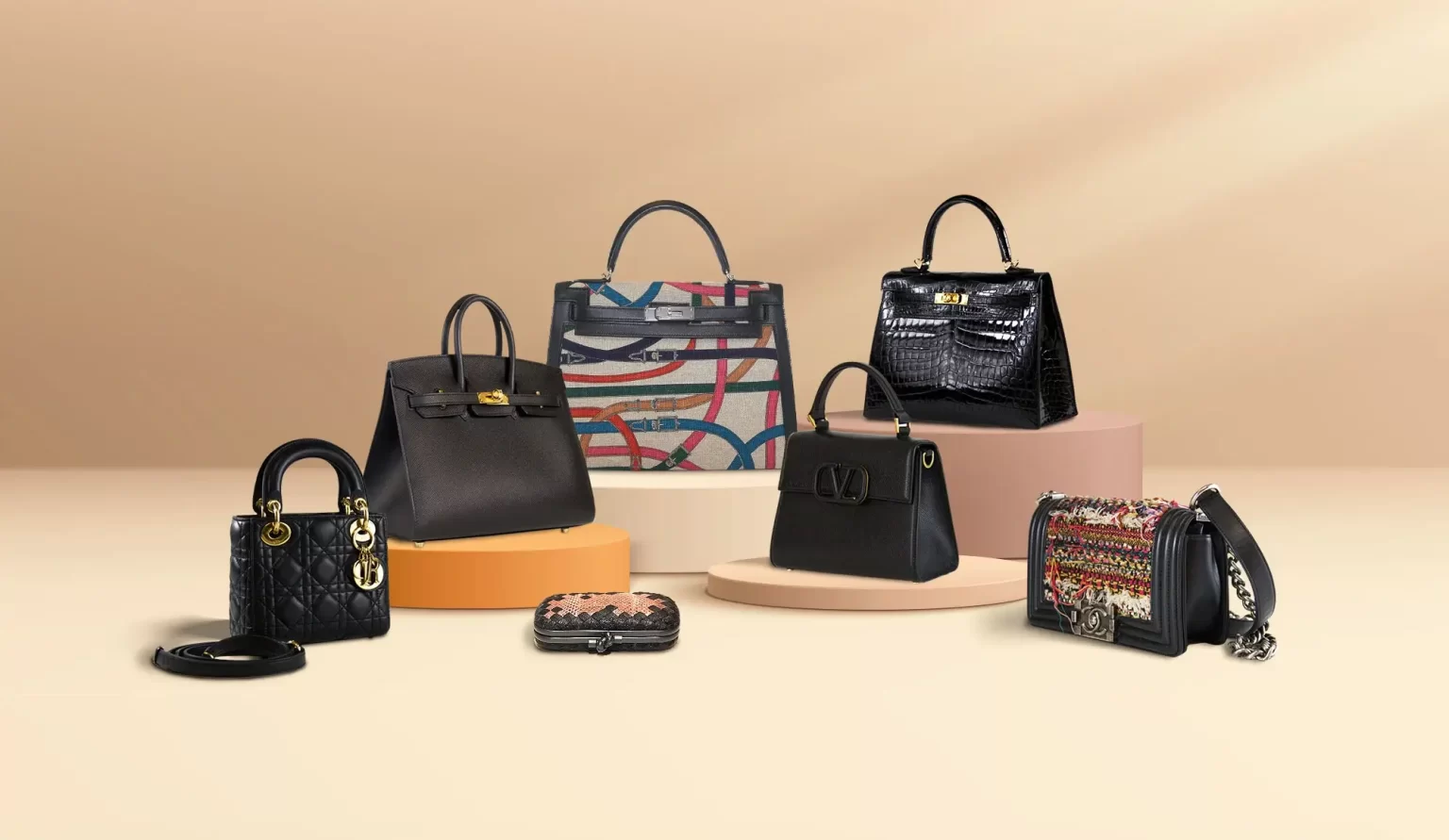 Auswahl authentischer Luxus-Handtaschen und Accessoires