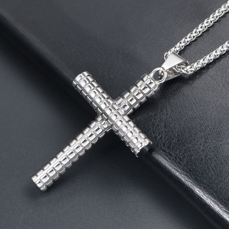 Wee Luxury Men Necklaces Pendant + ce402*3*60cm with chain Timeless Men's Retro Cross Pendant Necklace in Titanium Steel