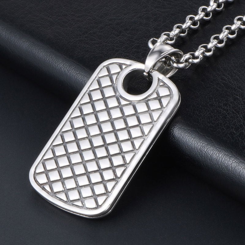 Wee Luxury Men Necklaces Pendant + ce482*3*60cm with chain Personalized Soldier Retro Tag Pendant for Men in Titanium Steel