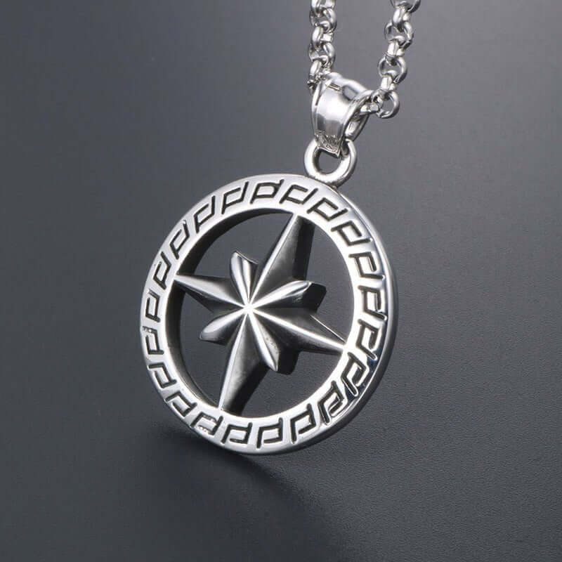 Wee Luxury Men Necklaces Pendant+ce482*3*60cm with chain Trendy Men's Hollow Star Necklace Pendant in Titanium Steel