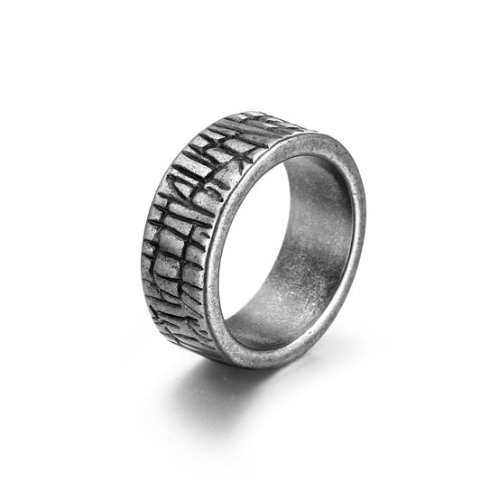 Wee Luxury Men Rings Elegant Vintage-Inspired White Bronze Ring with Unique Patterns