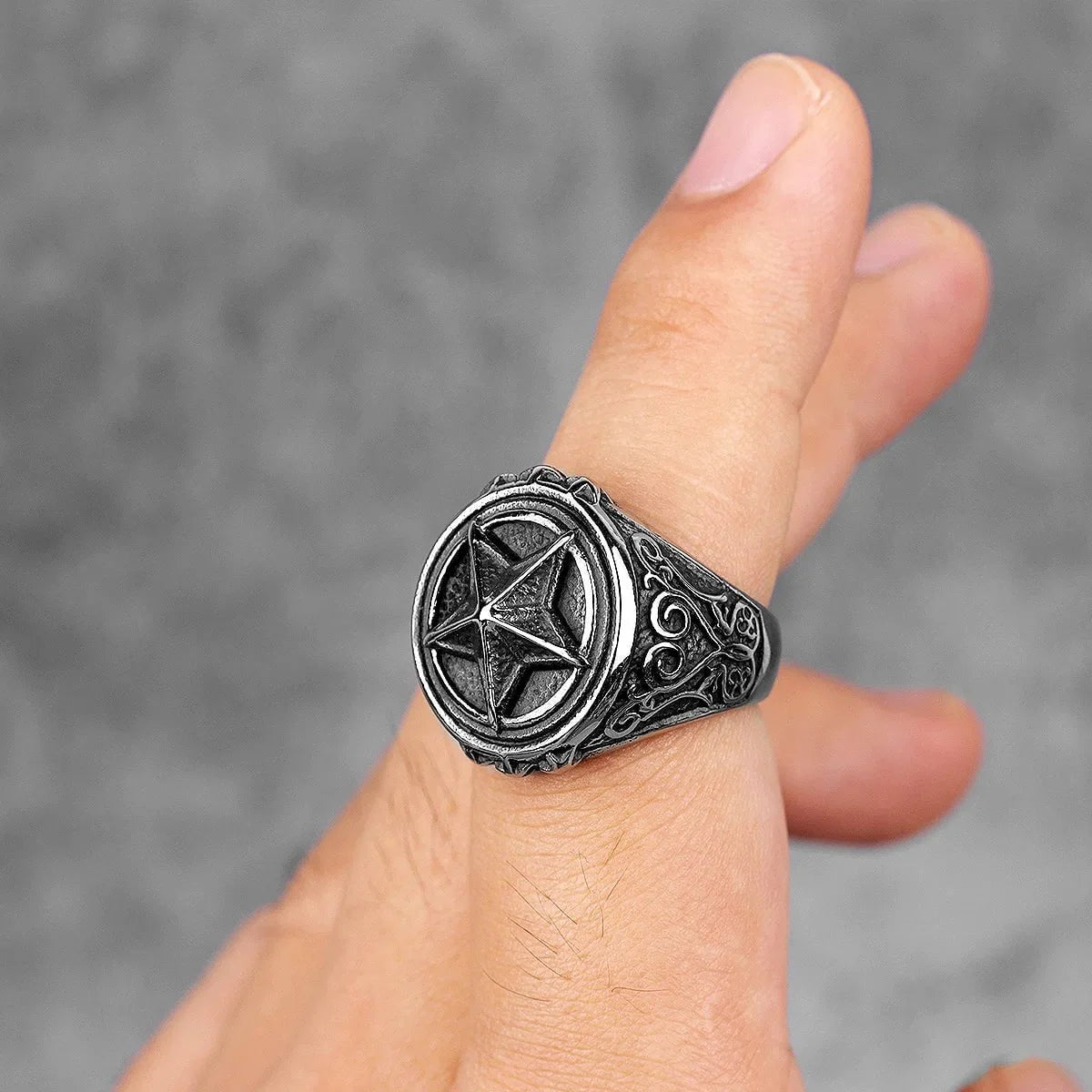 Wee Luxury Men Rings Pentagram Star Carved Stainless Steel Men Ring