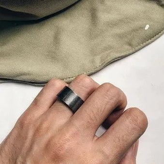 Wee Luxury Men Rings Titanium Steel Gothic Antique Simple Gold Men Ring