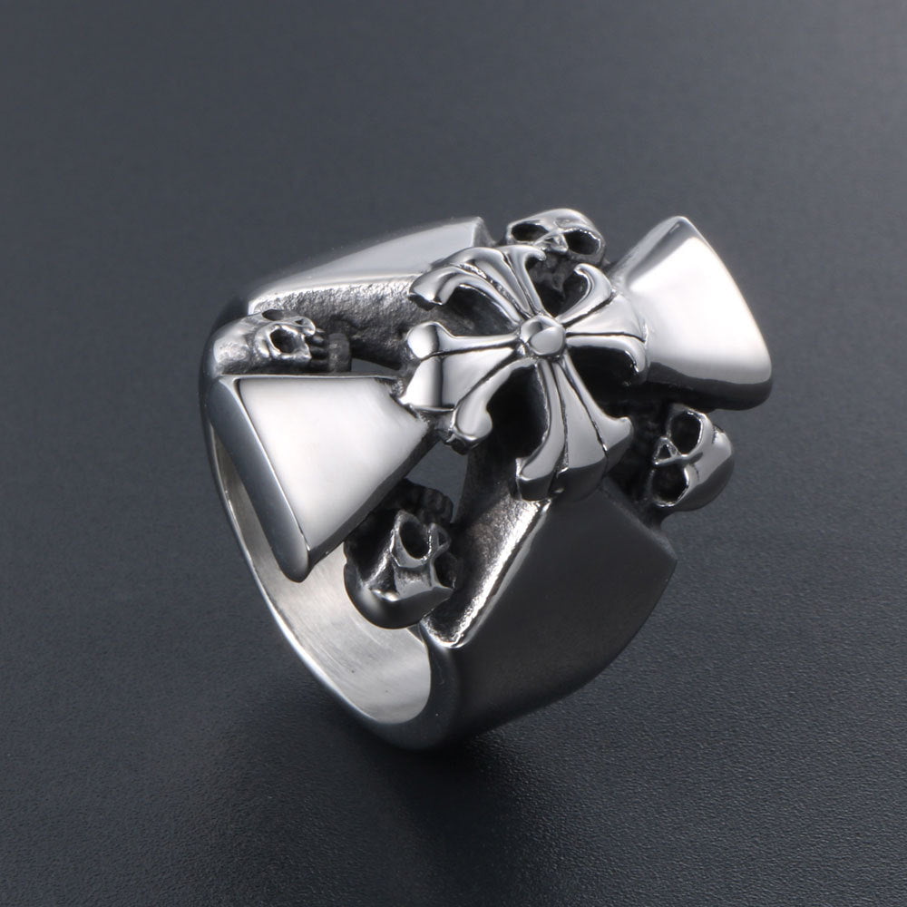 Wee Luxury Men Rings Titanium Steel Men's Gothic Skull Ring with Cross and Flower Design