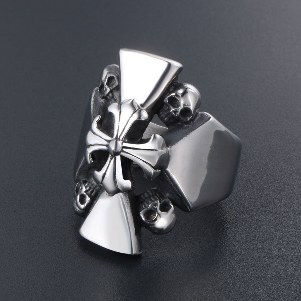 Wee Luxury Men Rings Titanium Steel Men's Gothic Skull Ring with Cross and Flower Design