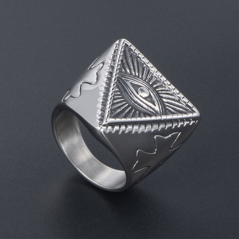 Wee Luxury Men Rings Vintage-Inspired Men's Titanium Band Ring with Punk Devil's Eye Design