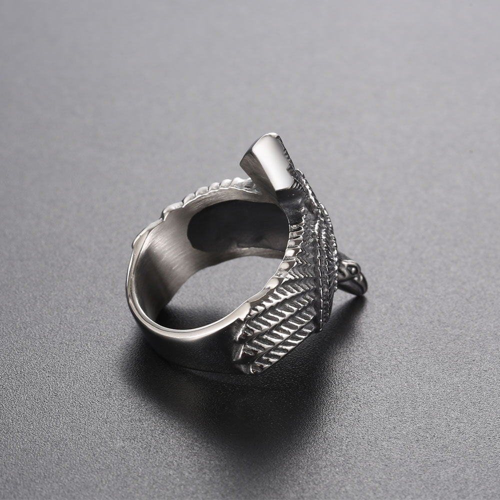 Wee Luxury Men Rings Vintage-Inspired Titanium Steel Men's Bird Ring with Creative Design