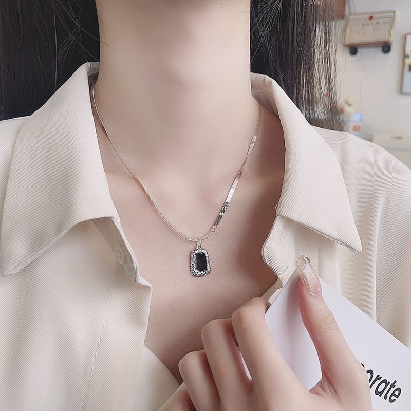 Wee Luxury Silver Necklaces Silver / 925 silver Snake Bone Chain Black Square Luxury Style Design Necklace