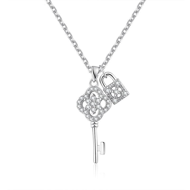 Wee Luxury Silver Necklaces Silver Elegant Key Design Shiny CZ Zircon Ladies Pendant Necklace