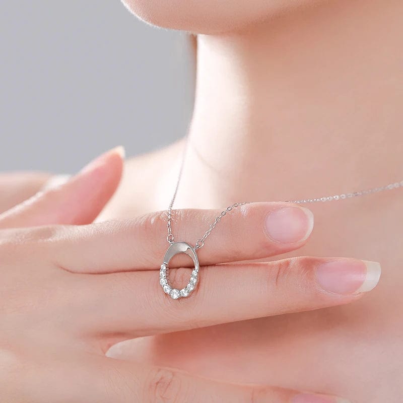 Wee Luxury Silver Necklaces Trendy 925 Sterling Silver Oval Pendant Necklace with Zircon for Women