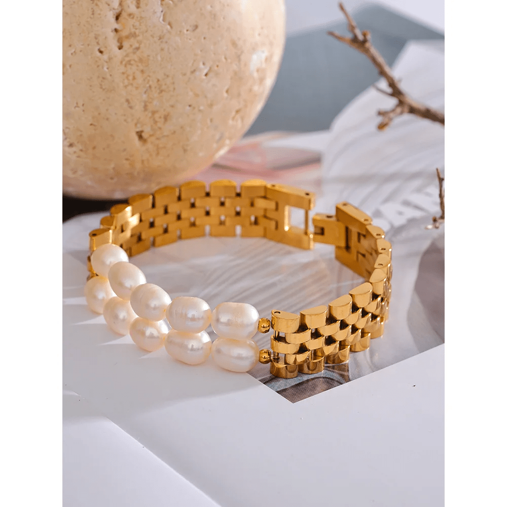 Wee Luxury Women Bracelets Gold Plated Luxury Natural Pearls Cuban Chain 316L Stainless Steel Bracelet Bangle