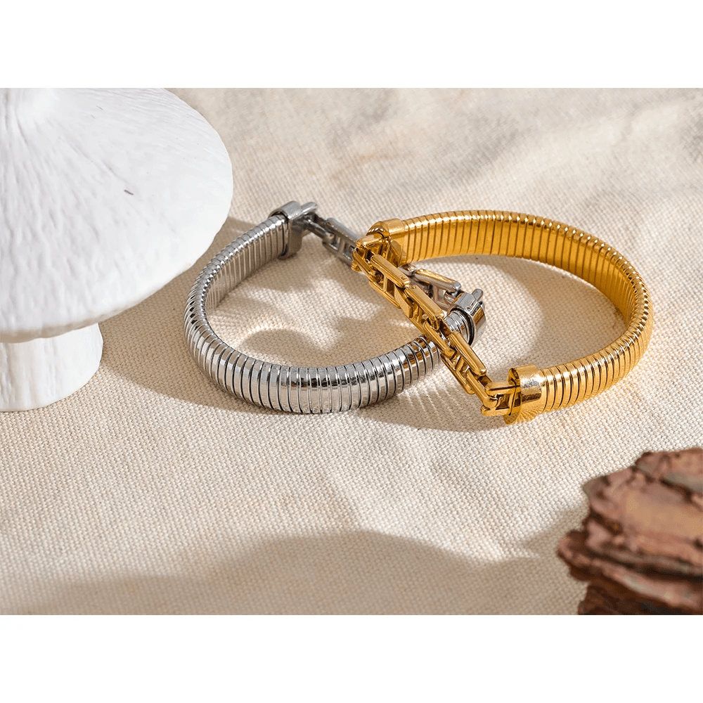 Wee Luxury Women Bracelets Metal Bracelet Bangle 18K PVD Plated Rust Proof Personalized Jewelry