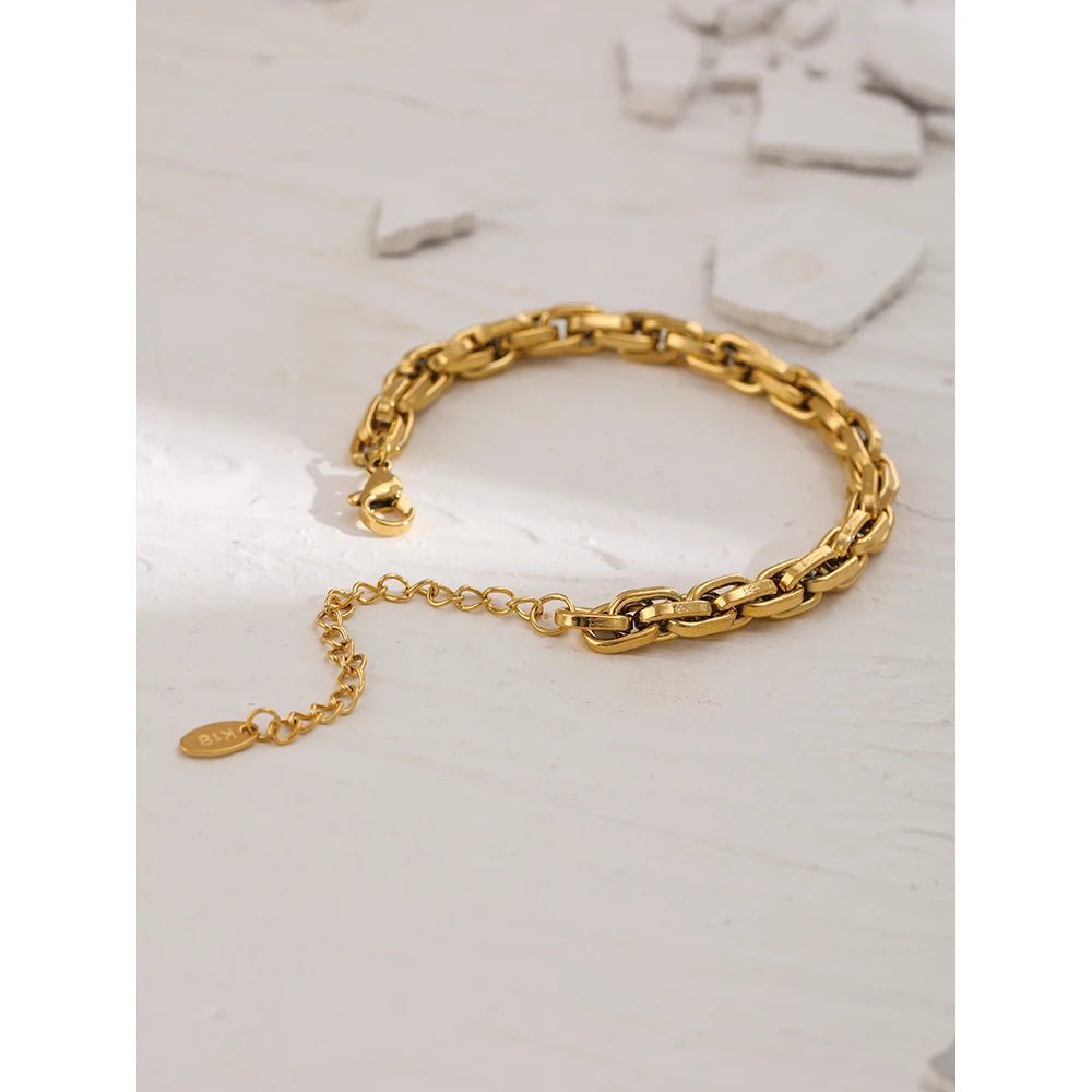 Wee Luxury Women Bracelets YH1101A Gold Fashion Gold Plated Charm Chain Bracelet For Women