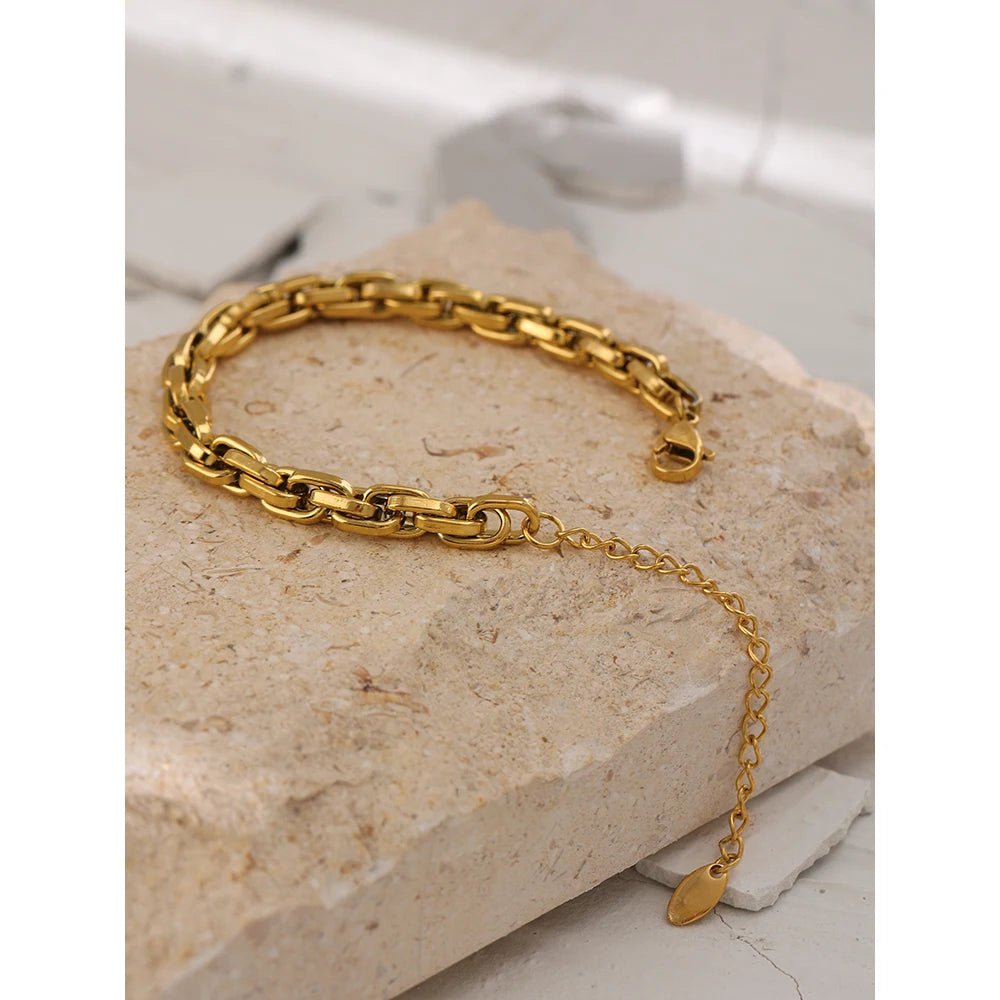 Wee Luxury Women Bracelets YH1101A Gold Fashion Gold Plated Charm Chain Bracelet For Women