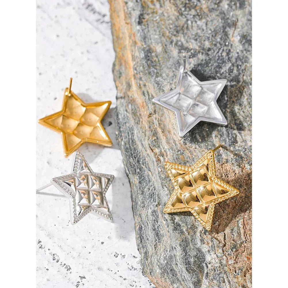 Wee Luxury Women Earrings Charm Metal Star Women Fashion Stud Earrings