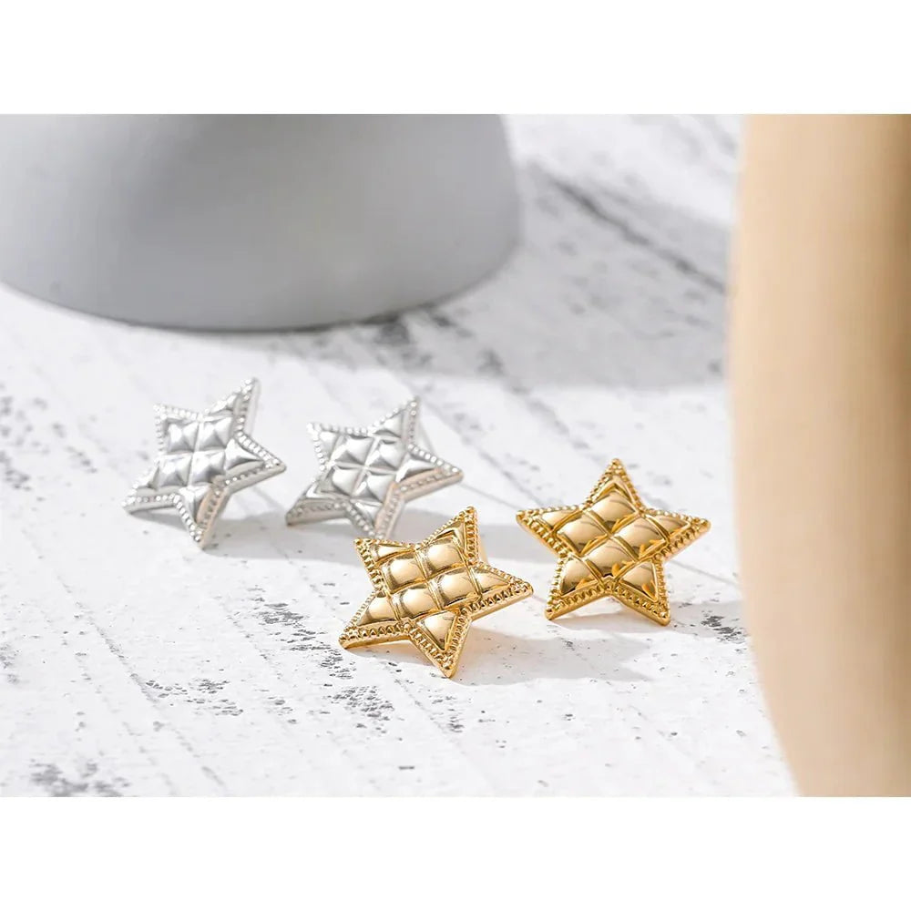 Wee Luxury Women Earrings Charm Metal Star Women Fashion Stud Earrings