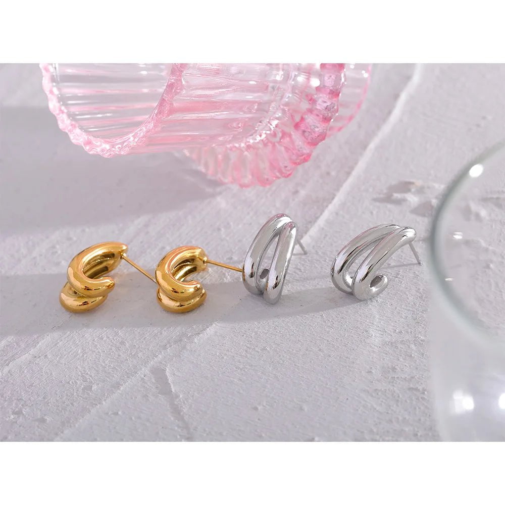 Wee Luxury Women Earrings Geometric Huggie Earrings Personalized Metal Jewelry For Women
