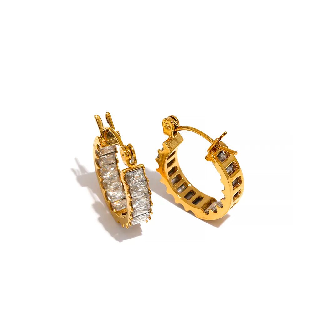 Wee Luxury Women Earrings YH1334A Tarnish Free Exquisite Cubic Zirconia Hoop Huggie Earrings