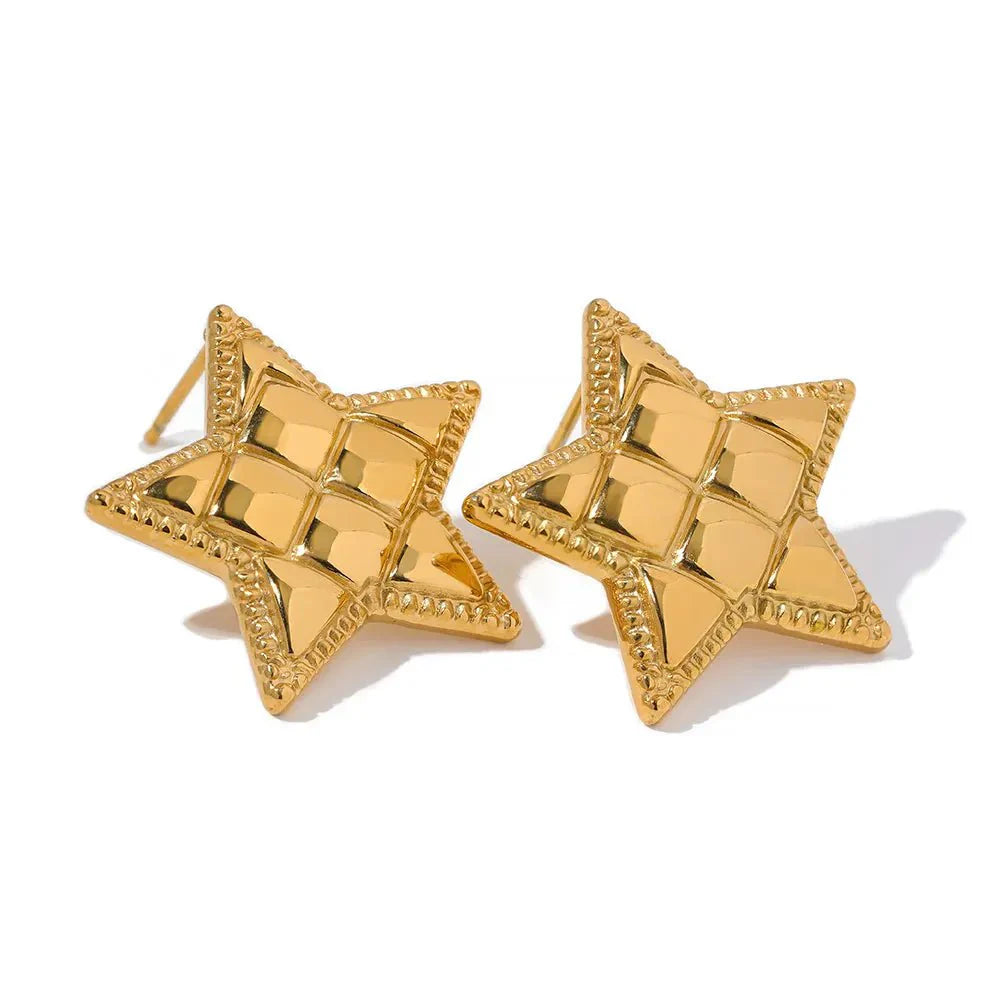 Wee Luxury Women Earrings Charm Metal Star Women Fashion Stud Earrings