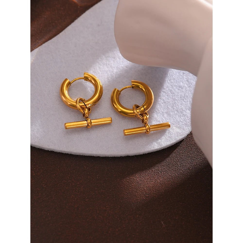 Wee Luxury Women Earrings YH554A Gold Statement Metal Golden Geometric Huggie Earrings