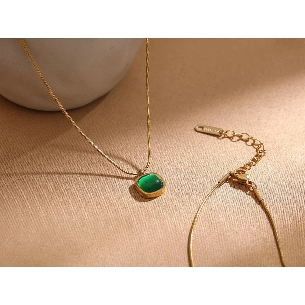 Wee Luxury Women Necklaces Geometric Square Green Opal Drop Dangle Stone Necklace for Women