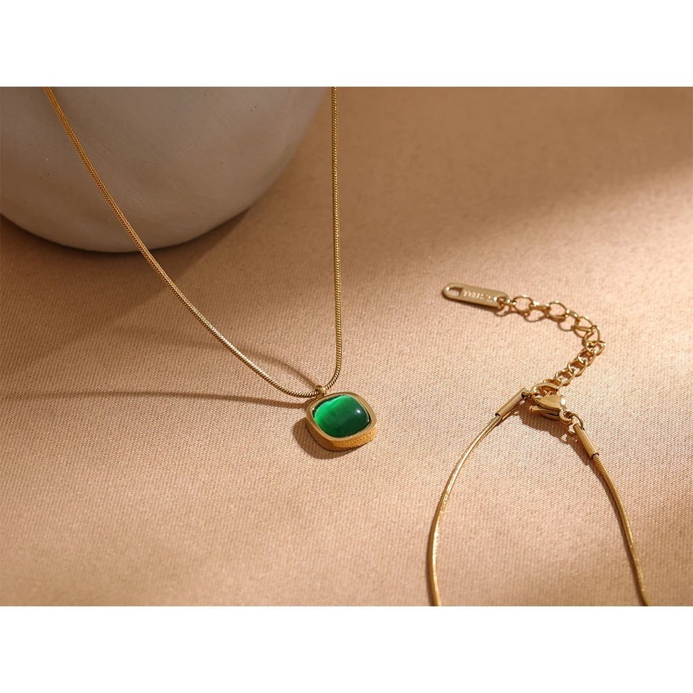 Wee Luxury Women Necklaces Geometric Square Green Opal Drop Dangle Stone Necklace for Women