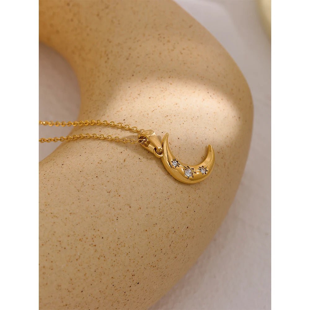 Wee Luxury Women Necklaces Gold Plated Golden Moon Stainless Steel Pendant Necklace - Elegant Women's Jewelry