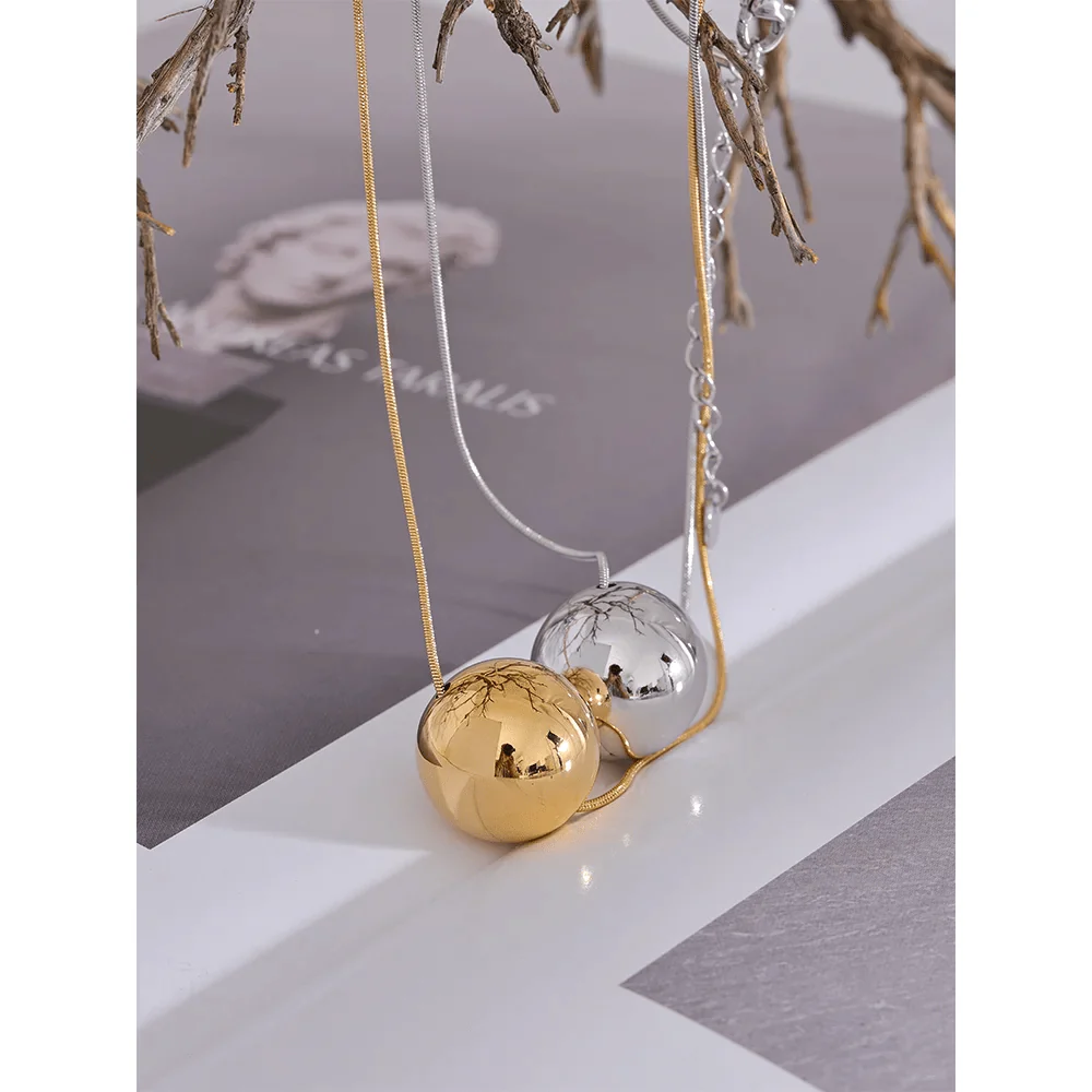 Wee Luxury Women Necklaces Round Ball Bead Necklace Pendant Stylish 18K Gold Plated