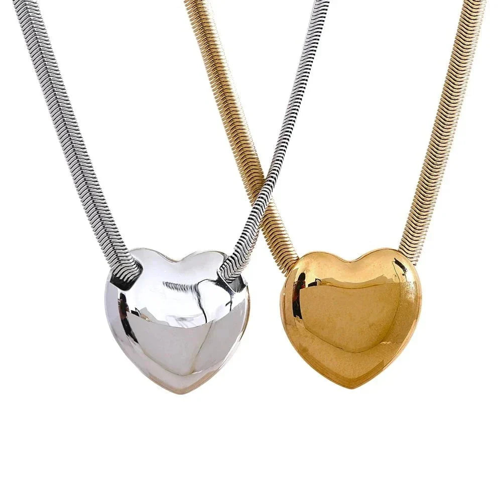 Wee Luxury Women Necklaces Stainless Steel Heart Pendant Necklace with Metal Flat Snake Chain