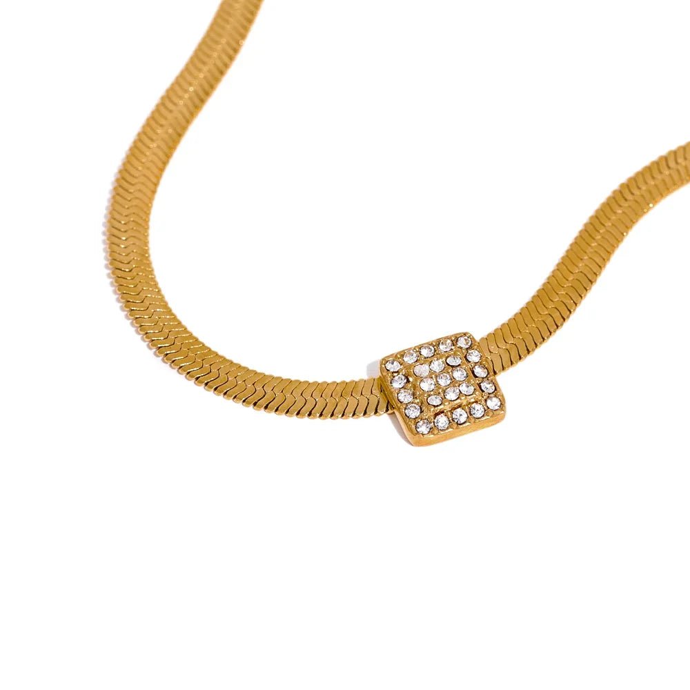 Wee Luxury Women Necklaces YH2100A Gold Snake Chain Square Cubic Zirconia Necklace For Women