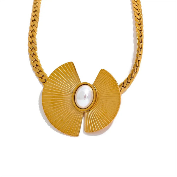 Wee Luxury Women Necklaces YH2284A Gold 316l Stainless Steel Imitation Pearl Fan Pendant Collar Necklace