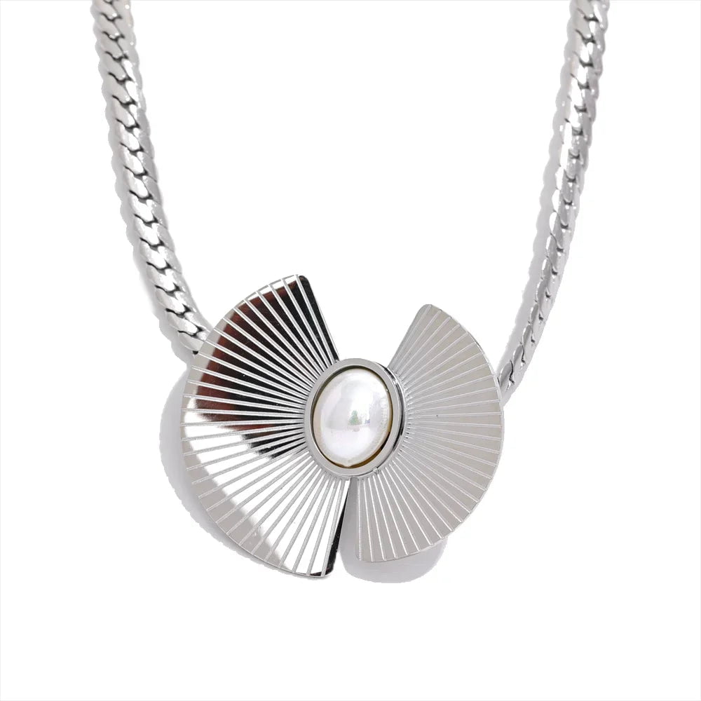 Wee Luxury Women Necklaces YH2284A Platinum 316l Stainless Steel Imitation Pearl Fan Pendant Collar Necklace