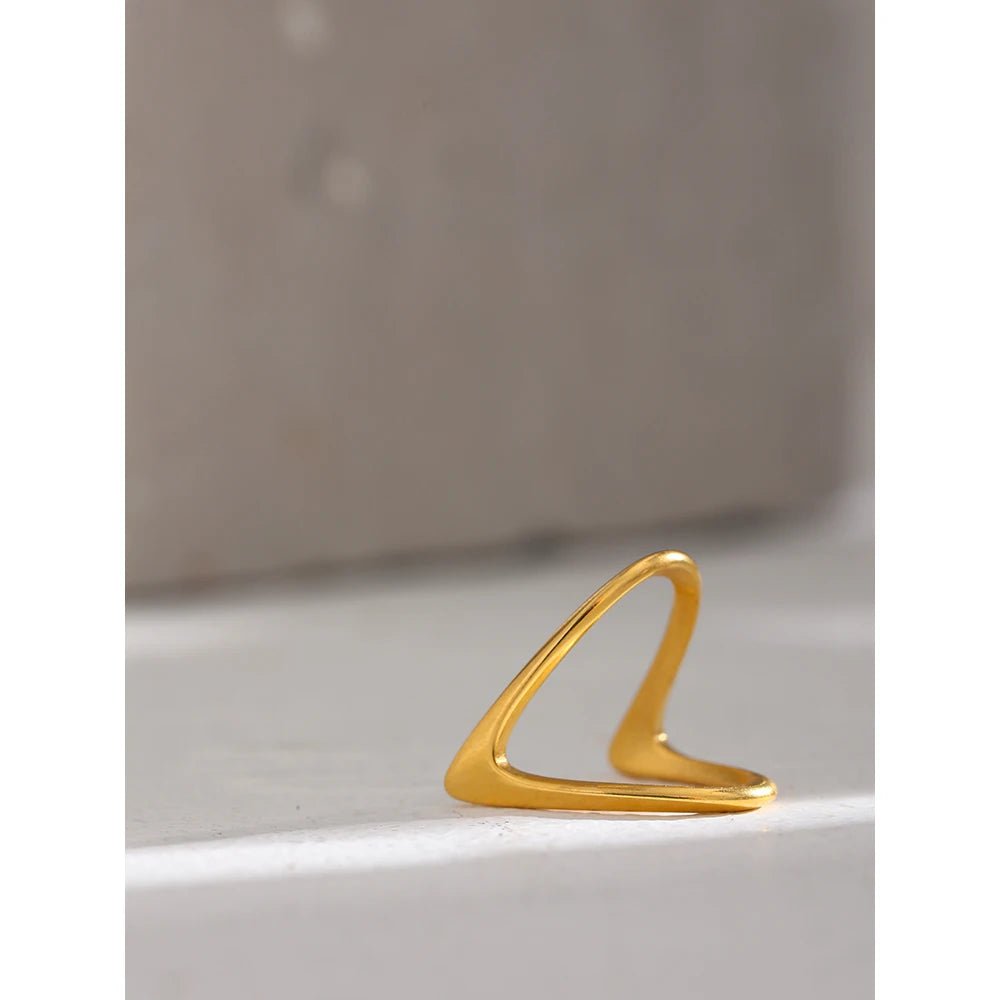 Wee Luxury Women Rings Geometric Women Minimalist Metal Golden Finger Ring