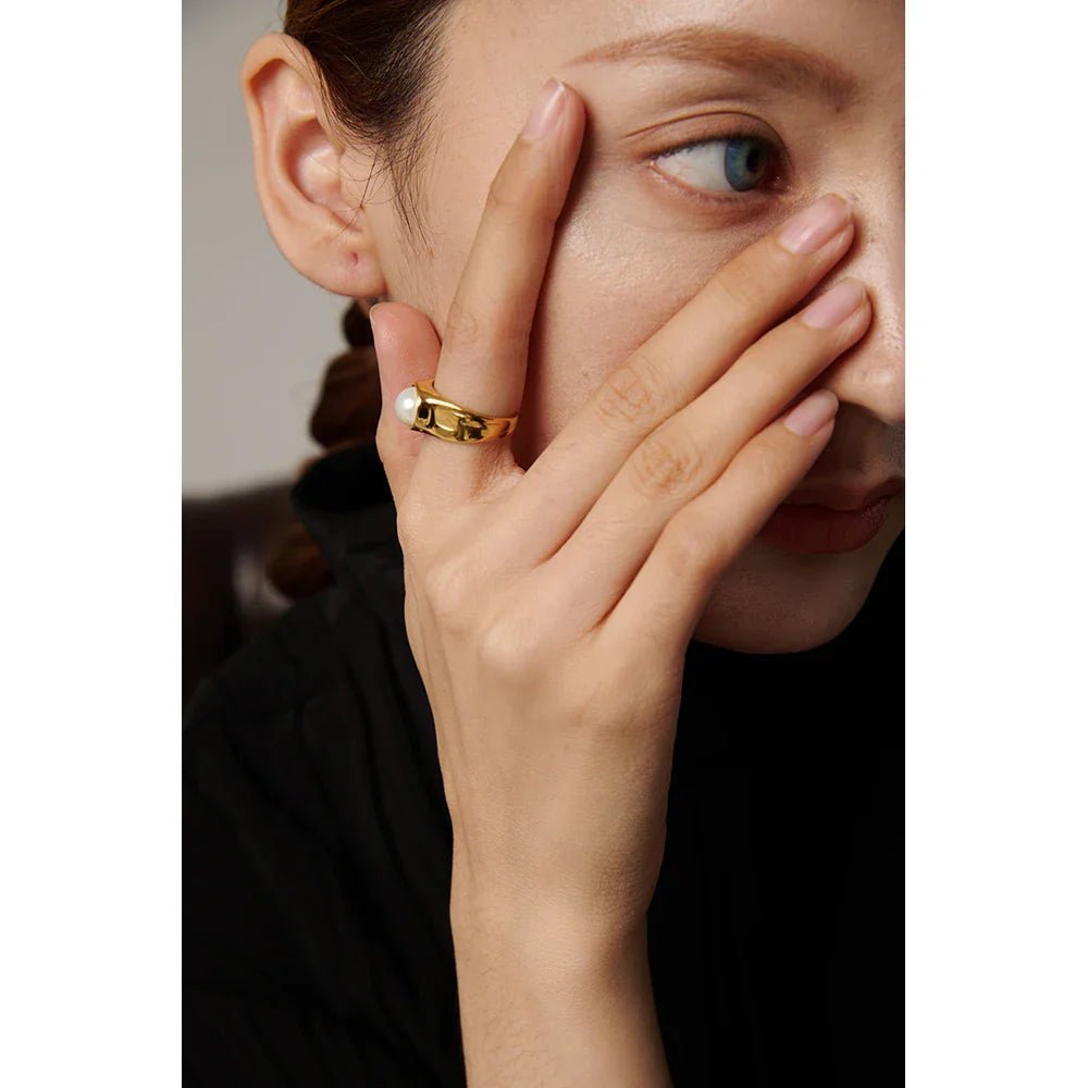 Wee Luxury Women Rings Gold / 6 Imitation Pearls Golden Geometric Finger Ring for Women