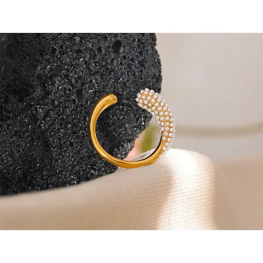 Wee Luxury Women Rings Gold Plated / 7 Elegant Imitation Pearls Golden Open Fashion Ring for Women