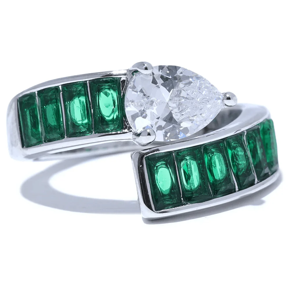 Wee Luxury Women Rings P-Green / resizable High-Grade Colorful Shiny Cubic Zirconia Stainless Steel Unique Ring