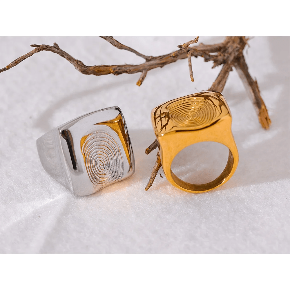 Wee Luxury Women Rings Personalized Stainless Steel Square Fingerprint Wide Stylish Ring