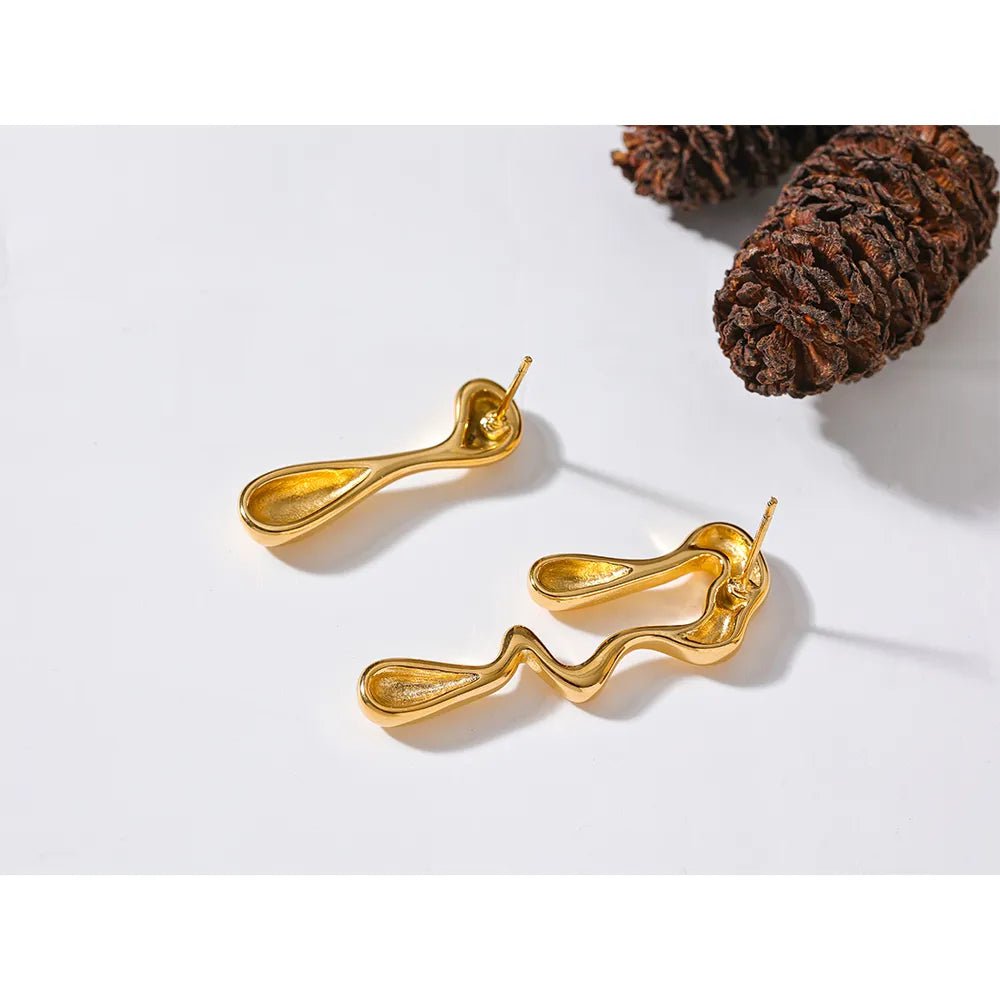 Wee Luxury YH1592A - Gold Gold Plated Asymmetry Unusual Big Stud Earrings